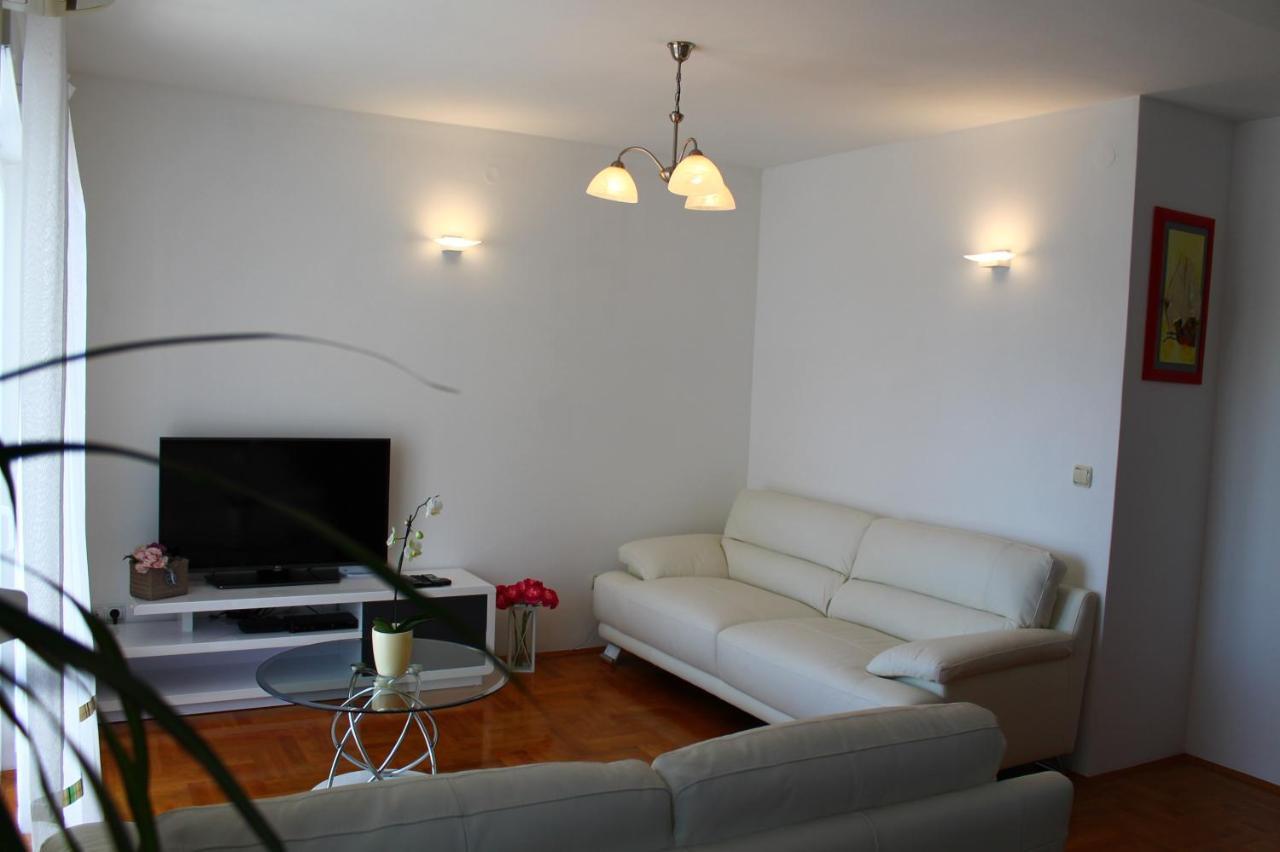 Apartman Dominik Trogir Exterior photo